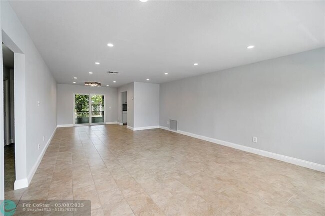 Building Photo - 22139 SW 58th Ave