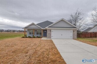 Building Photo - 300 Stone Hill Dr
