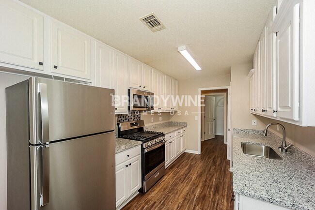 Foto del edificio - 165 White Oak Wy