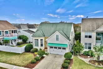 Building Photo - 5027 Ocean Way
