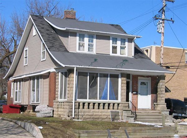Primary Photo - 1207 Oakland Ave