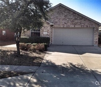 Building Photo - 3152 Hollow Valley Dr