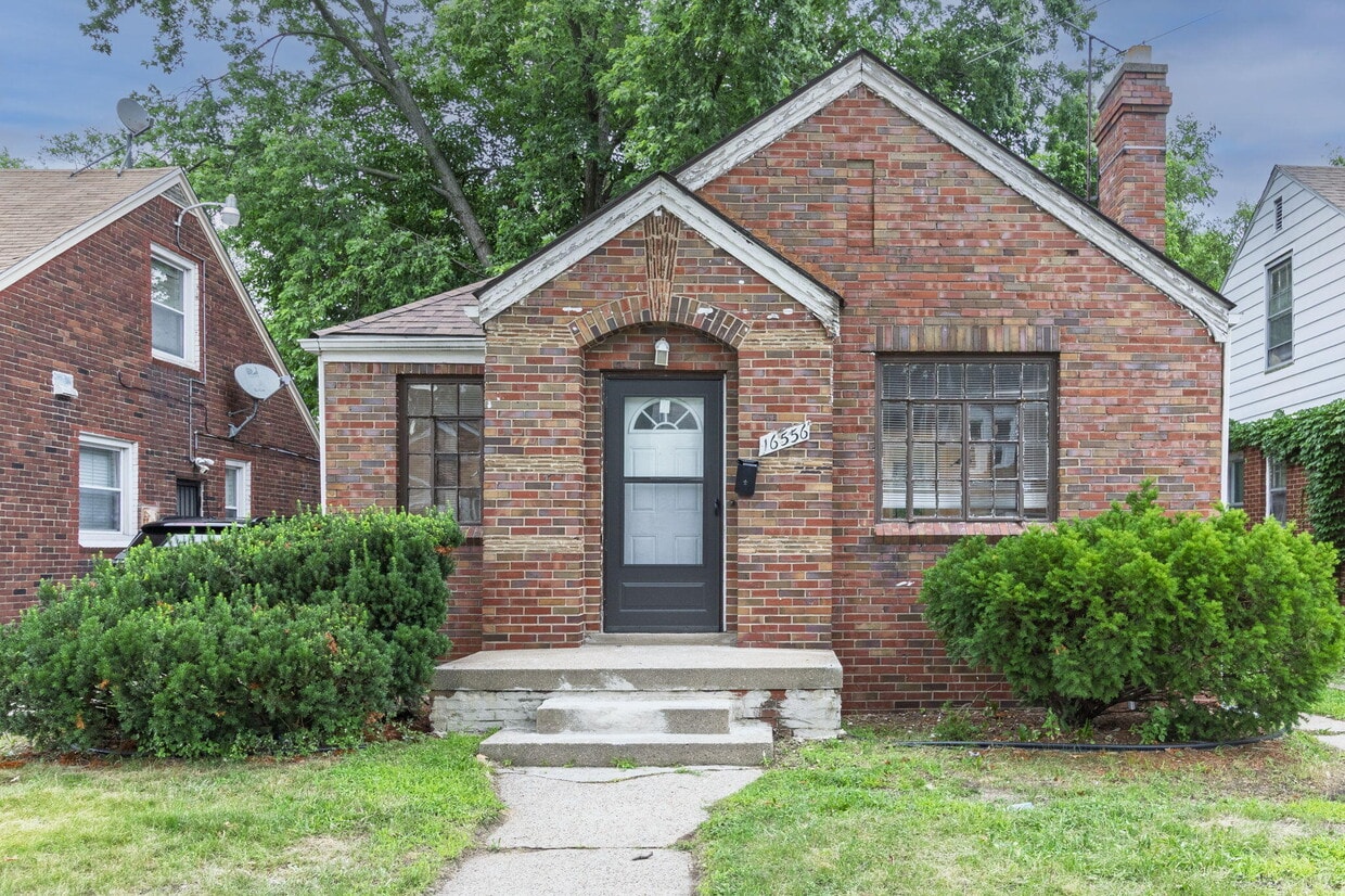 Primary Photo - 16556 Ardmore St