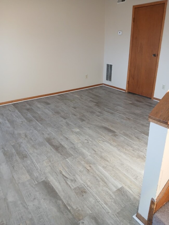 Building Photo - 2666 Sawbury Blvd