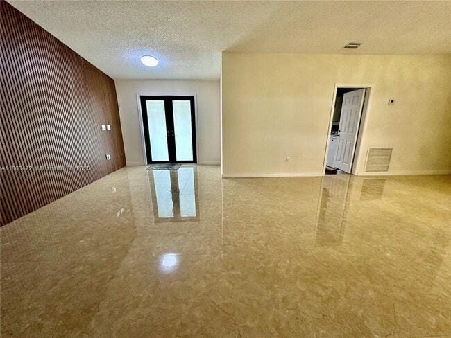 Building Photo - 10940 SW 143rd Ct
