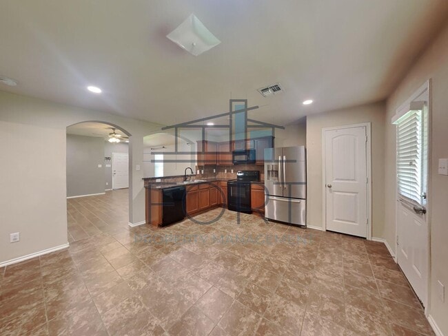 Building Photo - PERFECT HOME IN PRINCETON!