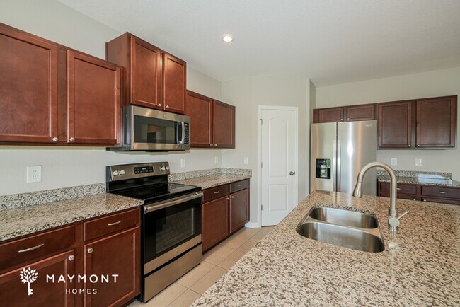 Building Photo - 18523 Hunters Meadow Walk