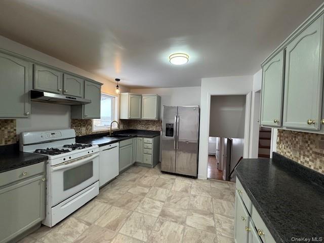 Foto del edificio - 46 Midland Ave