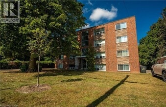Building Photo - 2161 Ghent Ave