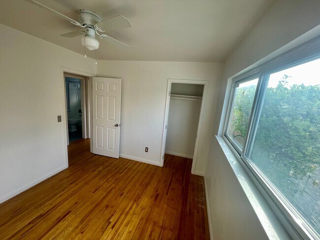 Foto del edificio - Beautiful Single Family Home For Rent In S...