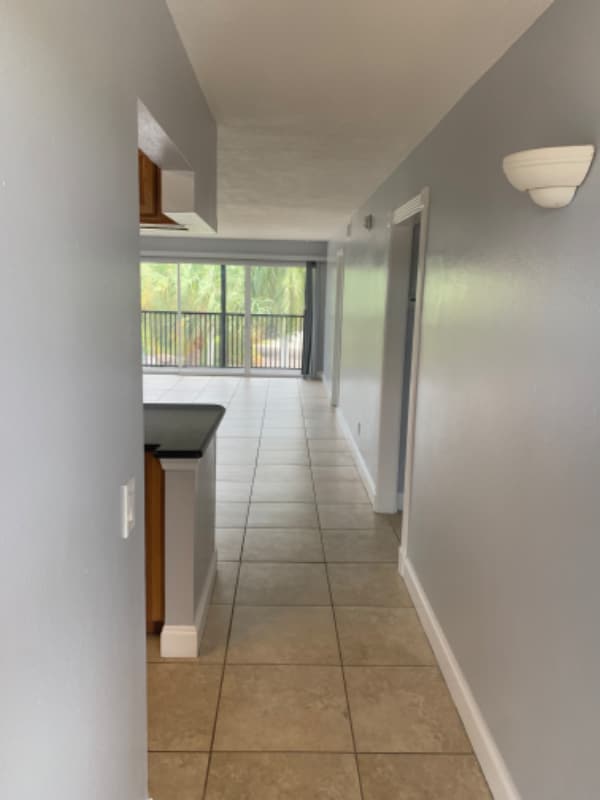 Building Photo - 701 N Indian River Dr