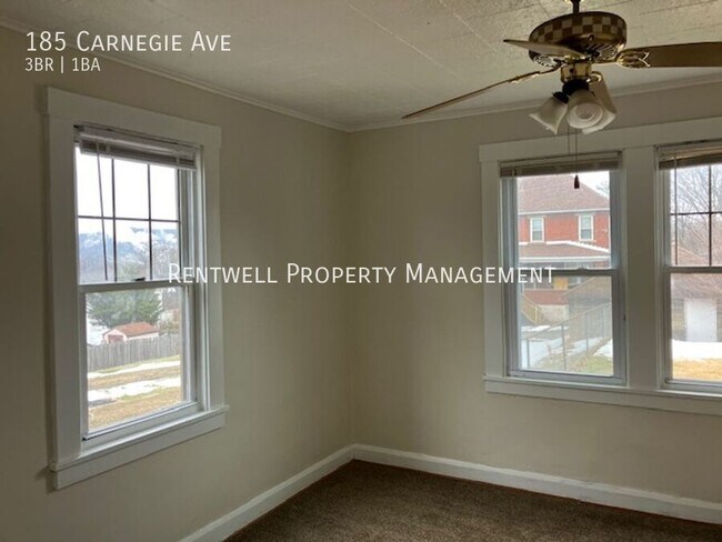 Foto del edificio - 185 Carnegie Ave
