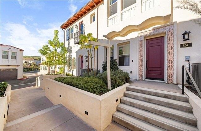 Foto del edificio - 856 Francesca Dr