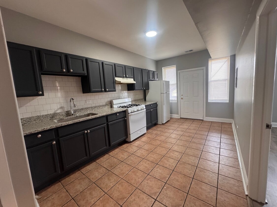 Photo - 525-527 N Homan Ave. (Chicago, IL)