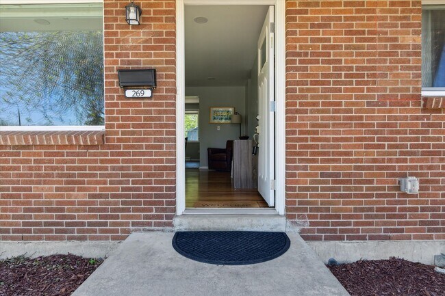 Foto del edificio - Move-In Ready Ranch with Modern Upgrades and Outdoor Space!