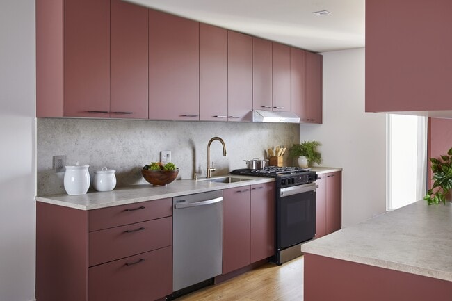 Building Photo - Desora