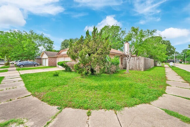 Building Photo - 2955 High Plains Dr