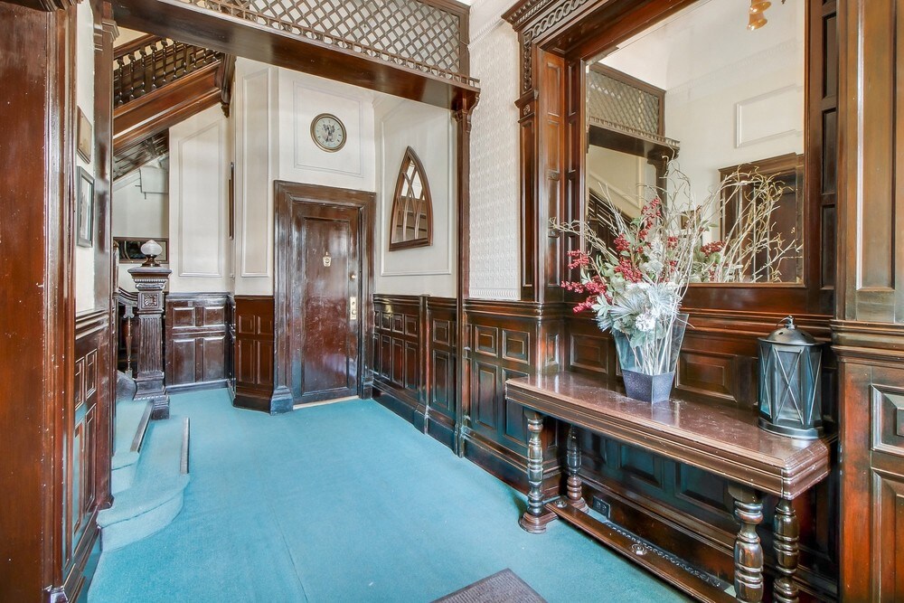 lobby - 316 Clinton Avenue