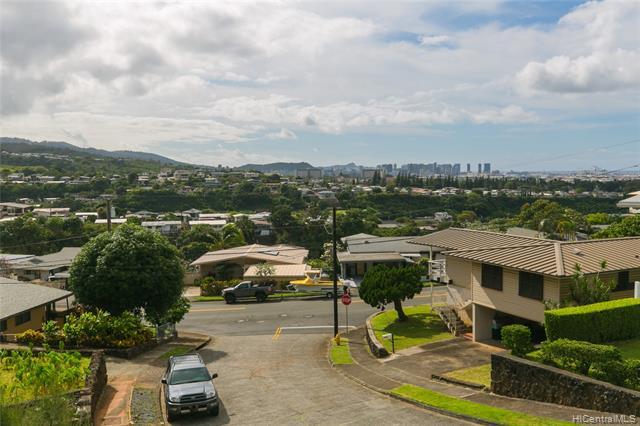 Foto del edificio - 1482 Apona St