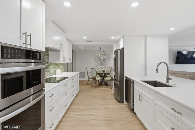 Building Photo - 5601 Turtle Bay Dr