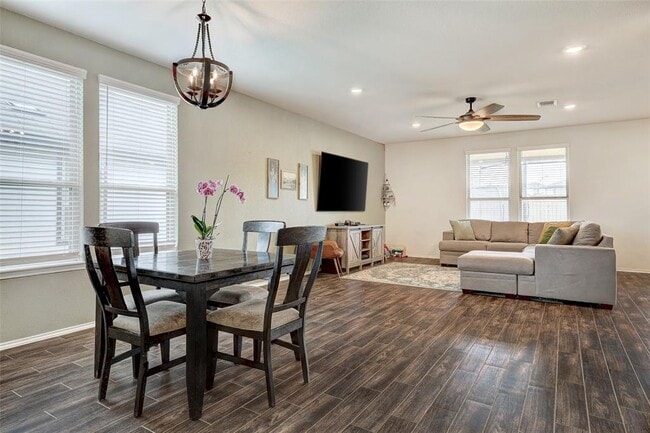 Building Photo - 104 Black Alder St