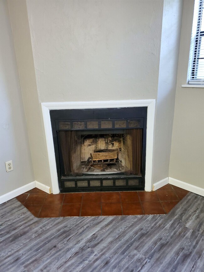 Foto del edificio - 2720 Faringdon Dr