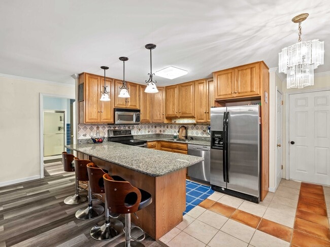 Building Photo - 331 CT-163