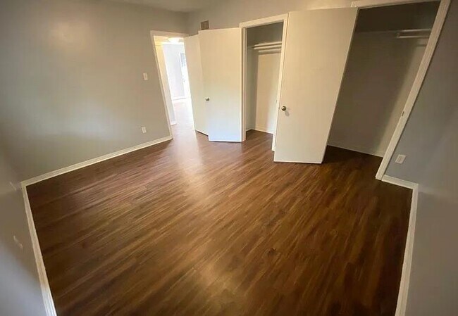 Foto del edificio - 3171 Pleasant Valley Rd