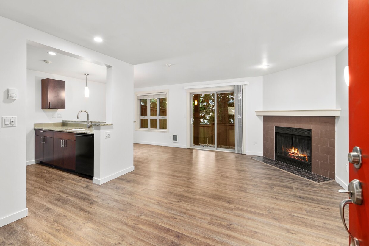 Foto principal - 15070 NE 82nd St