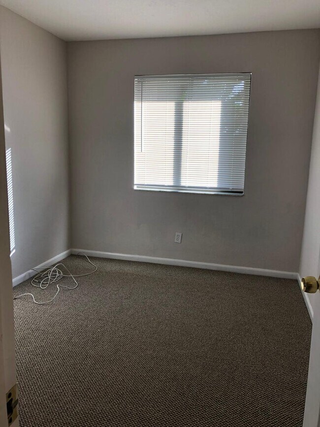Foto del edificio - 5406 Bayside Dr
