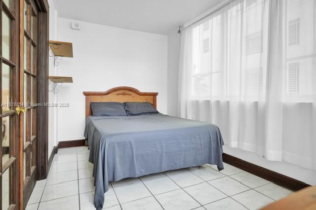 Foto del edificio - 5005 Collins Ave