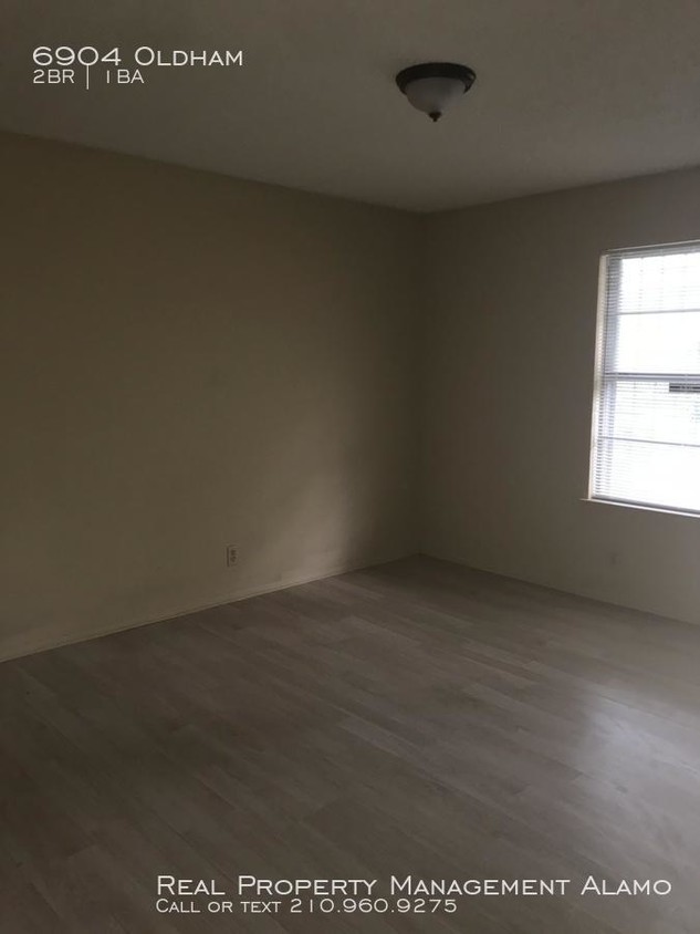 Building Photo - 2 bedroom in San Antonio TX 78239