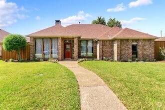 Building Photo - 902 Sycamore Creek Rd