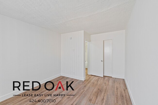 Foto del edificio - Outstanding One Bedroom with a Spacious Op...