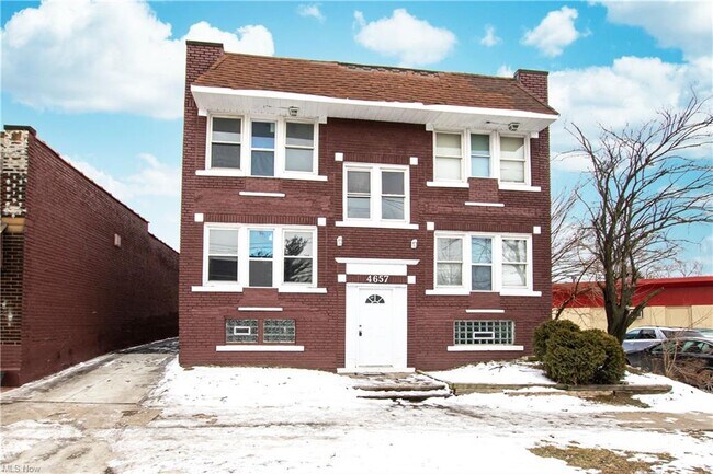 Building Photo - 4657 Warner Rd