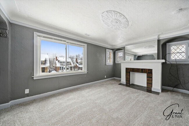Foto del edificio - 15886 Woodingham Dr