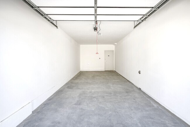 Garage - Arno at Coventry