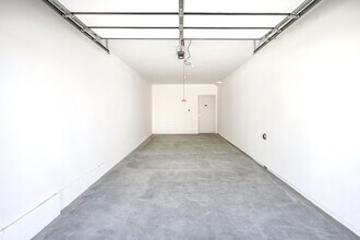 Garage - Arno at Coventry