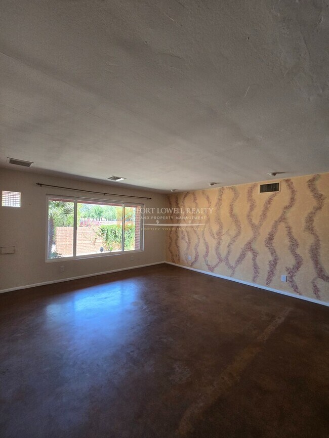 Foto del edificio - Vintage 3 Bedroom, 2 Bath Home with all the Modern Conveniences!!