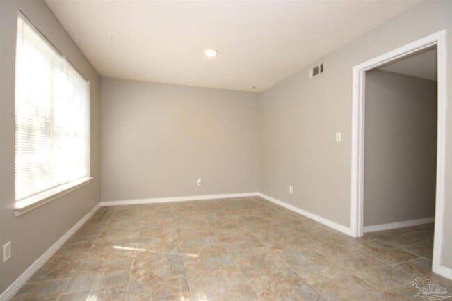 Foto del edificio - 416 Waycross Ave