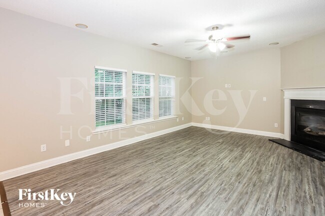 Foto del edificio - 4628 Brookwood Rd