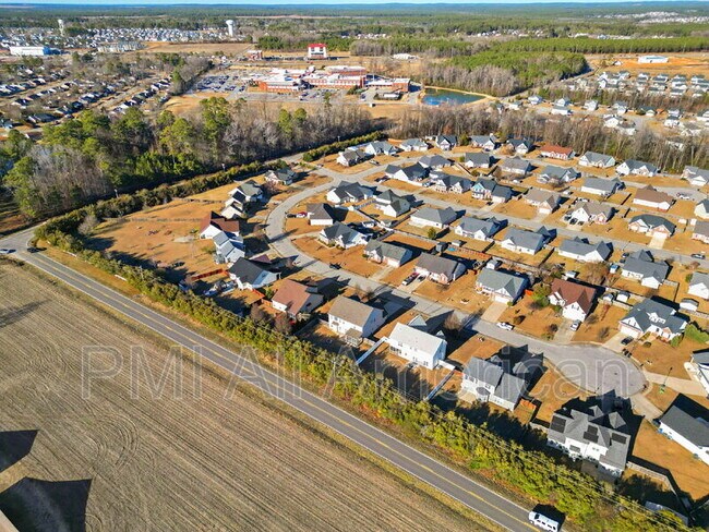 Foto del edificio - 212 Tadcaster Ct
