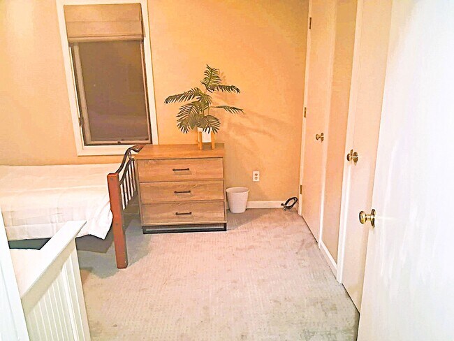 Foto del edificio - 2368 Bateman Bridge Rd