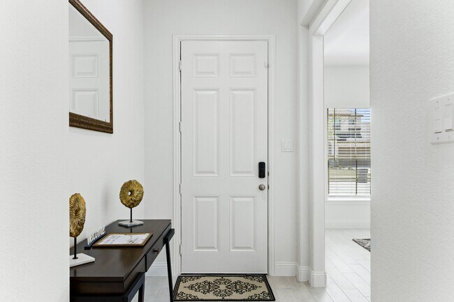 Foyer - 3208 Amber Waves Ln