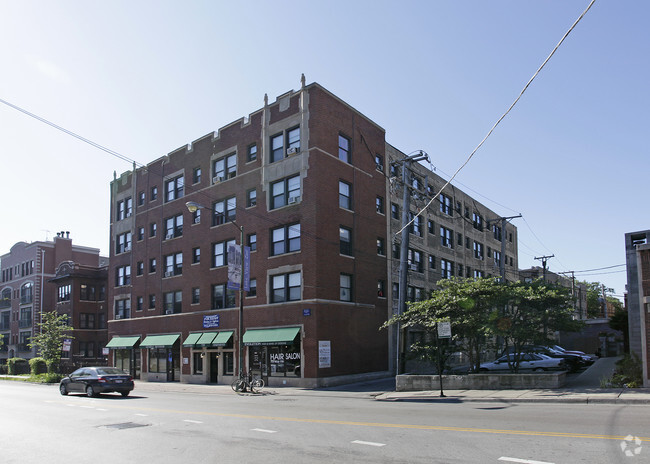 Primary Photo - Lakeview Apartments