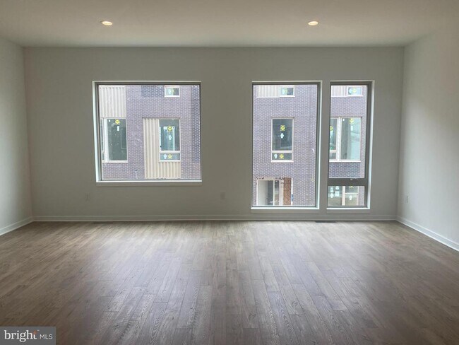 Building Photo - 3208 Birchview Walk