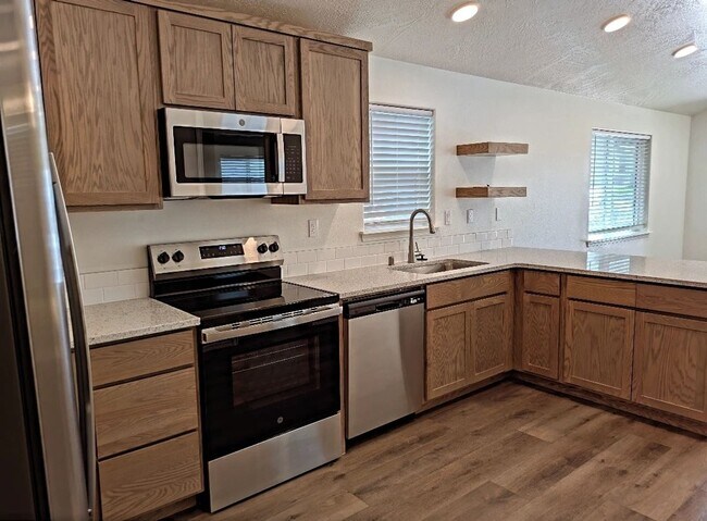 Foto del edificio - New Single Level Home in New SunRidge Community