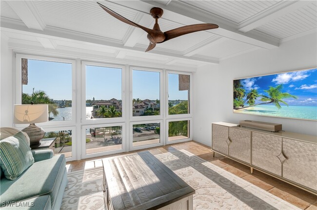 Foto del edificio - 4031 Gulf Shore Blvd N