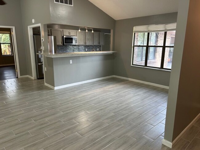 Building Photo - Beautiful Home in Julington Creek Landing!