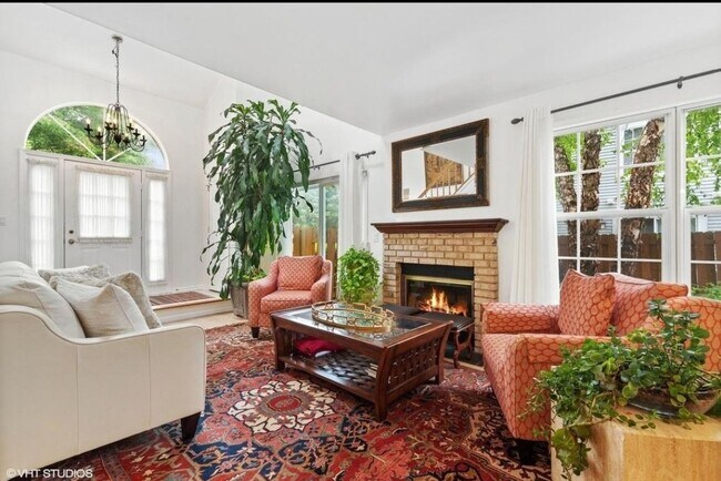 Foto del edificio - 292 Kensington Ct